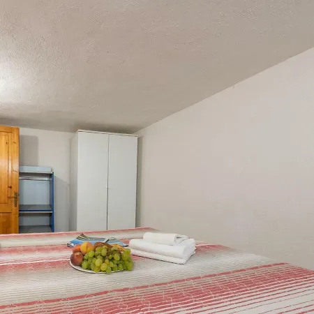 Apartman Locazione Turistica Bilo Ruinas 4 *